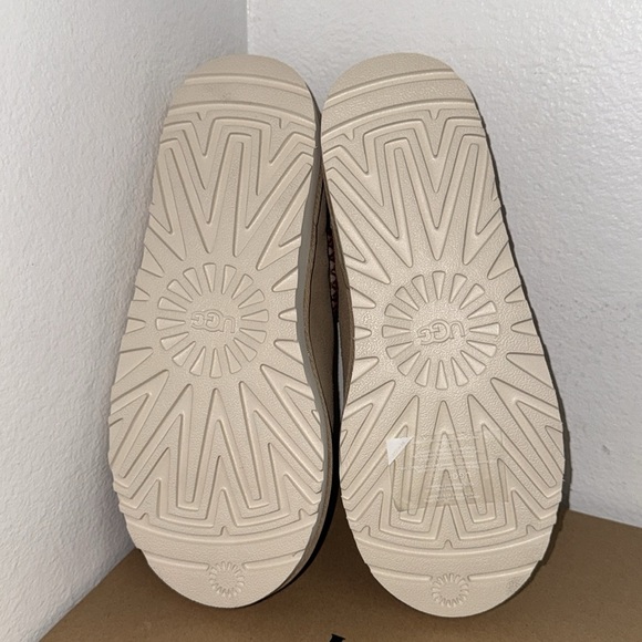 UGG TASMAN - Picture 5 of 5